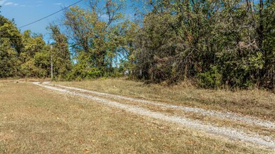 Land E 290 Road