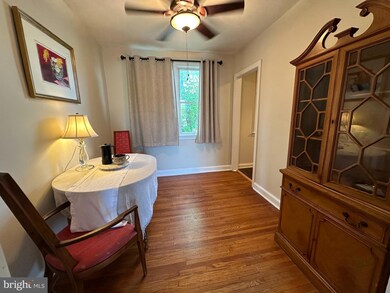 220 Pilgrim Ln unit FIRST FLOOR, Drexel Hill, PA 19026 - photo 5