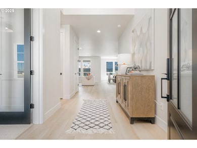 1108 N 44th Place, Ridgefield, WA 98642 - photo 2