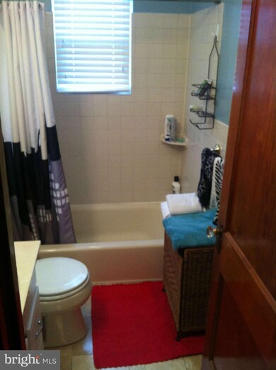 10308 Thrift Rd, Clinton, MD 20735 - photo 3