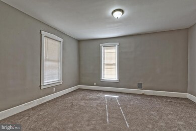 424 Chestnut Ave, Lindenwold, NJ 08021 - photo 4