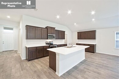 713 Nandina Rd, Weatherford, TX 76086 - photo 2