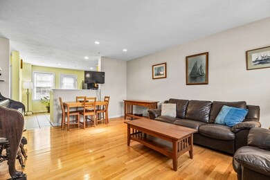 105 Boxberry Ln unit 105, Rockland, MA 02370 - photo 4