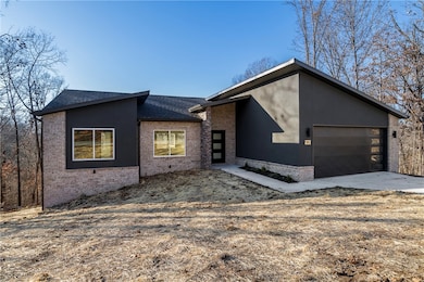 97 Pimlico Dr, Bella Vista, AR 72715 - photo 2