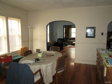 632 W Lafayette St, Easton, PA 18042 - photo 4