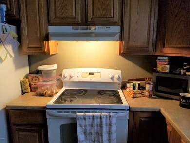 127 Kitchen 3