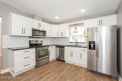 8736 Sanlando Ave, Jacksonville, FL 32211 - photo 7