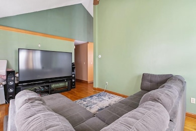 116 Toledo Ave, Pawtucket, RI 02860 - photo 3