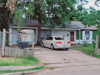 6119 Beekman Rd, Houston, TX 77021 - photo 4