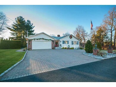 94 Greening Ln, Cranston, RI 02920 - photo 2