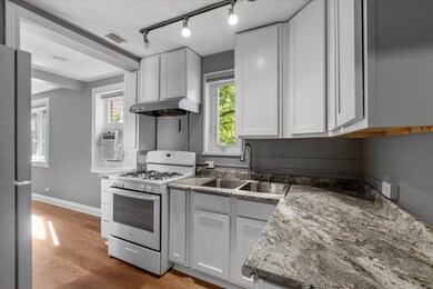 River Forest Garden Condominium unit 2SW, River Forest, IL 60305 - photo 3