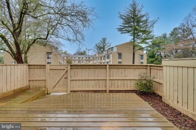 9283 Chadburn Place, Montgomery Village, MD 20886 - photo 3