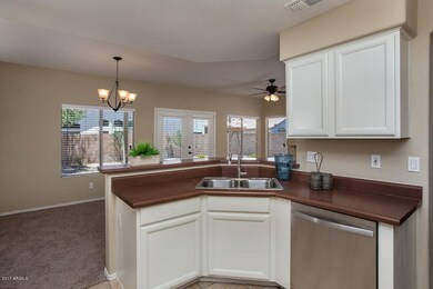 744_E_Saddle_Rd Kitchen 2