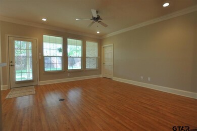 5827 5827 Cross Creek Cir, Tyler, TX 75703 - photo 4