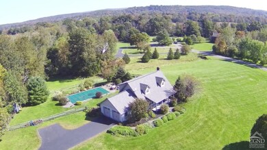 47 Pebble Ln, Valatie, NY 12184 - photo 3