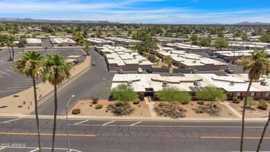 13873 N Thunderbird Blvd, Sun City, AZ 85351 - photo 6