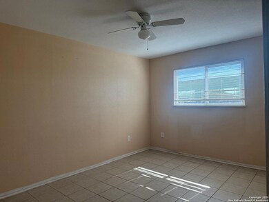 3718 Pleasanton Rd unit 2-103, San Antonio, TX 78221 - photo 5