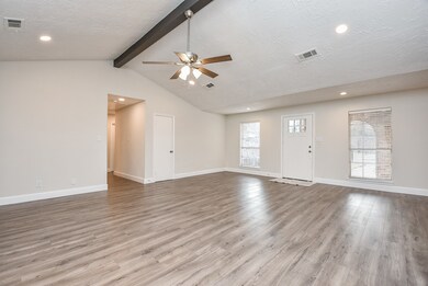 8134 Ivan Reid Dr, Houston, TX 77040 - photo 7