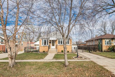 9822 Montrose Ave, Schiller Park, IL 60176 - photo 2