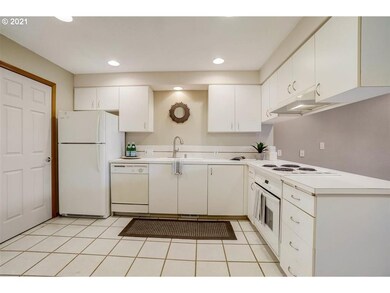 14150 E Burnside St unit 4, Portland, OR 97233 - photo 6