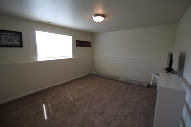 76 Mulberry Loop NE, Minot, ND 58703 - photo 4
