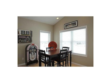 Breakfast Bar. Classy and classic breakfast nook