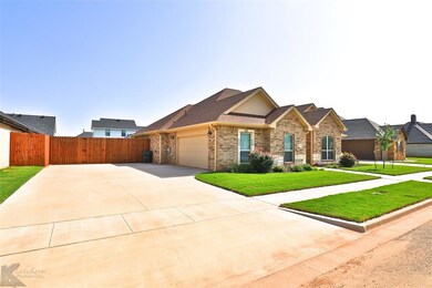 3326 Double Eagle Ln, Abilene, TX 79606 - photo 2