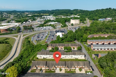 404 E Mountain View Rd (7 of 61)