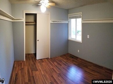 5260 Faircrest Ct SE, Salem, OR 97306 - photo 4