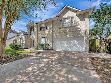 1814 Oak Cluster Cir, Pearland, TX 77581 - photo 2