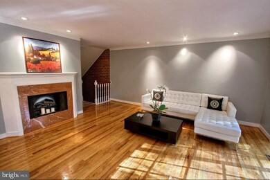 10877 Deborah Dr, Potomac, MD 20854 - photo 7