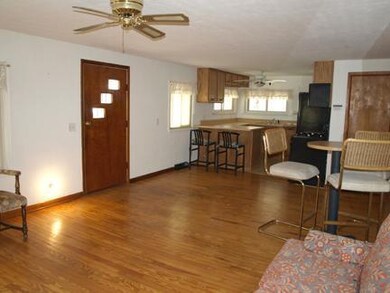 306 Edgewater Beach Blvd, Thornville, OH 43076 - photo 5