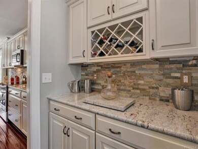12813 Yatesbury Ln, Midlothian, VA 23113 - photo 7