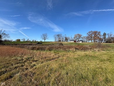 10000 E Block Co Rd 1050 N, Seymour, IN 47274 - photo 4