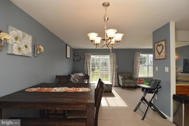 22 N Calais Dr, Reading, PA 19605 - photo 5