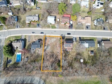 113 Warwick Ave, Waltham, MA 02452 - photo 4