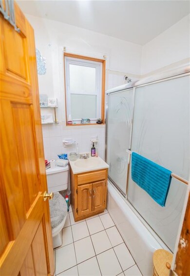 258 Pearsall Ave, Jersey City, NJ 07305 - photo 3