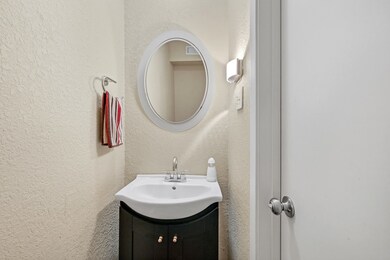 7 Dorado Dr, Friendswood, TX 77546 - photo 4