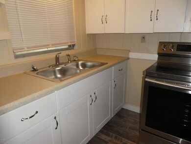 1689 Glendale Rd, Jacksonville, FL 32216 - photo 6