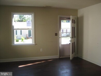 4001 White Haven Dr, Dumfries, VA 22026 - photo 4