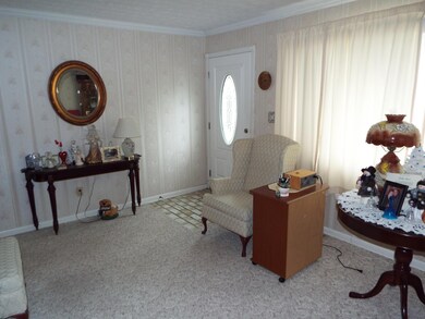 2503 Vanderberg Ave, Columbus, OH 43204 - photo 5