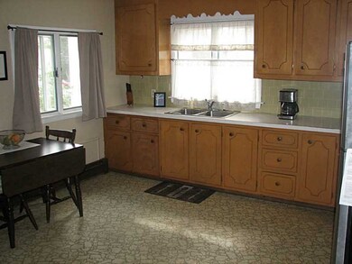 14 Whipple St, Cumberland, RI 02864 - photo 6