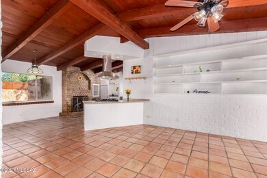 1301 Kitchen Greatroom