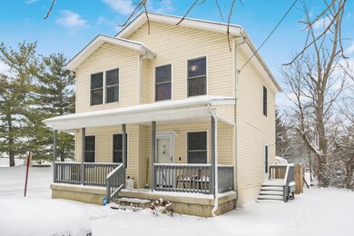 S_-_2875_Main_St_-_055