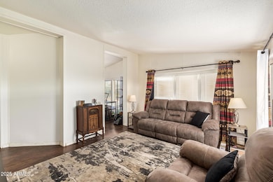 Living room with Bay Window