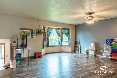 115 W Wachter Ave - 1