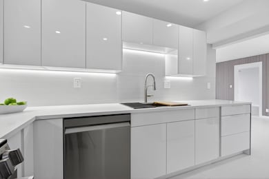 Silver Thatch Atlantic Plaza unit 422, Pompano Beach, FL 33062 - photo 4