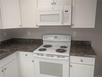 2710 William Penn Hwy unit 2nd Floor, Easton, PA 18045 - photo 7