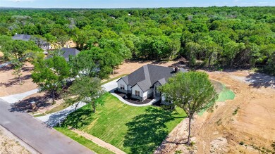 1015 Glenoaks Dr, Weatherford, TX 76088 - photo 2