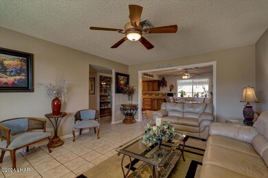 10-150 S Smoketree Ave-10